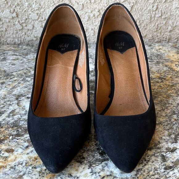 H&M Black Suede Pointed Toe Heels - Women’s Size 6 (EU 37) - Pre-Owned - Picture 1 of 6